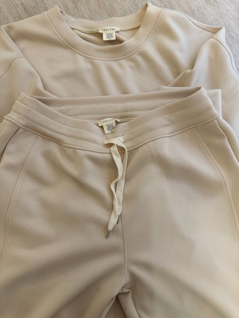 Yelete Beige Cream Lounge Set Size Large Sweatshirt Jogger Pants
